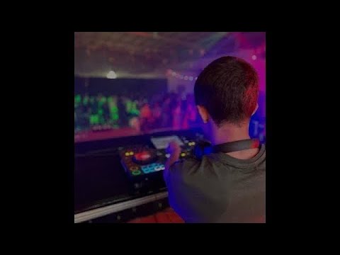 DJ CHIMECS---GARRAFA - CAMPIRA,IURI STONE X Swag - Danni Gato,Preto Show