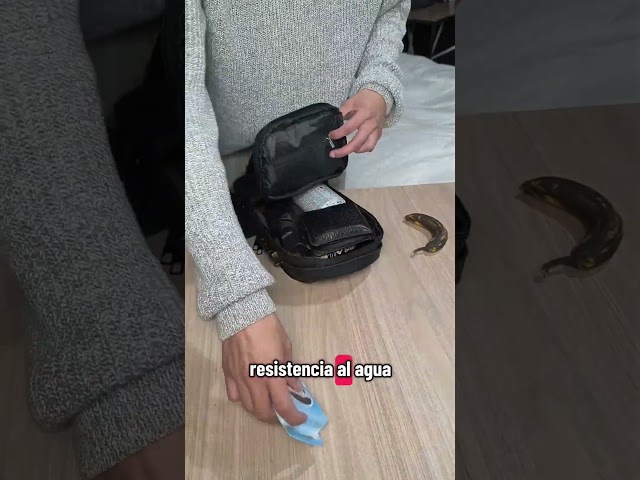 Vídeo relacionado con MISAKO Tarvos mochila antirrobo con estampado jacquard Mujer - Tarvos Beige 36x33x16cm