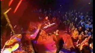 Fun Lovin&#39; Criminals - Loco (Live)