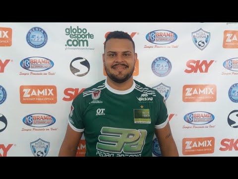 'Eu, longe das quadras' mostra rotina de Matheus, de Paulo de Frontin.