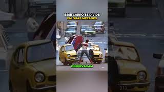 Esse carro se divide em duas metades