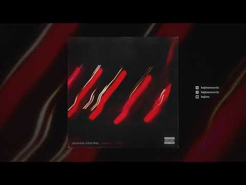 Moeazy feat. HLOY - Gaining Control