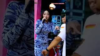 Download lagu OJO PODO NELONGSO - Pendik ft Difarina Indra - ADELLA mp3 Download lagu OJO PODO NELONGSO - Pendik ft Difarina Indra - ADELLA mp3