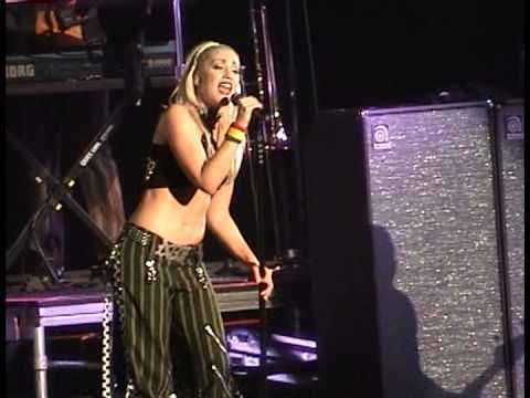 No Doubt Long Beach Nov 22 2002 06 Dont Let Me Down