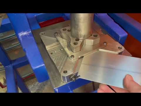 Guppy Mouth Corner Relief Notch Demo