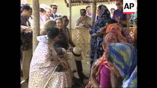 Bangladesh - Visit Hillary Clinton