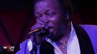 Lee Fields and the Expressions - &quot;It Rains Love&quot; (Live at Rockwood Music Hall)