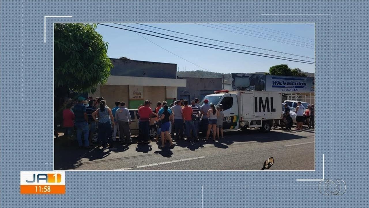 JOVEM É MORTA COM VÁRIAS FACADAS DENTRO DE CASA, EM SÃO LUIZ DE MONTES BELOS