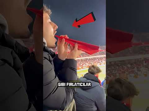 “Bu Çocuk Kâğıt Uçağı Fırlattı… Olanlara Kimse İnanamadı!”#shorts