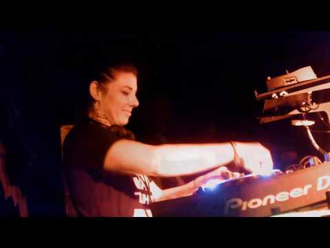 Jungle Groove SIETE - Nat Queen Kult