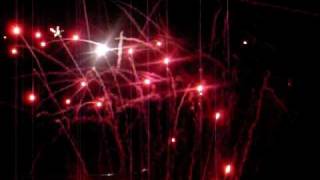 preview picture of video 'Lac du Bonnet fireworks 09 1'