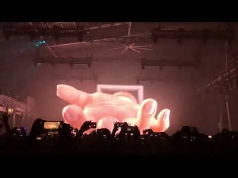 Depeche Mode - Personal Jesus (Eric Prydz Remix / 2013 Edit) Live at HOLO NYC