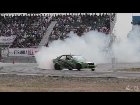 Jeff Laflamme Leading Éric Bélanger - Formula Drift Canada World 2015