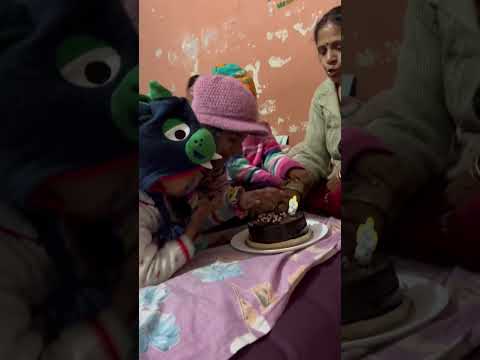 Cake katne se pahle hi Baccho ne kha liya #ytshorts #viralshorts #cutebaby #cutekids