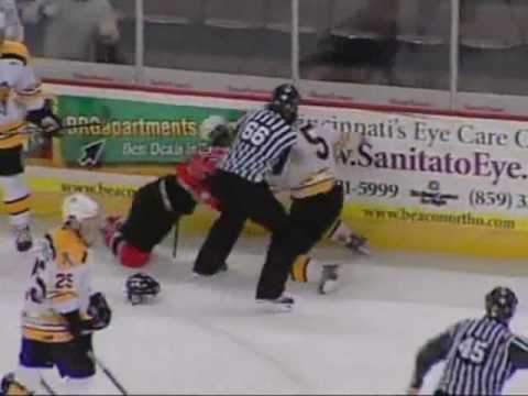 Trevor Hendrikx vs Chris Morehouse