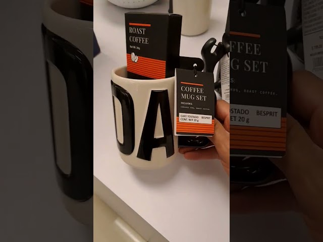 Vídeo relacionado con Taza del Villarreal personalizada con nombre y número más llavero caja de regalos del Villarreal taza de cerámica para te café o chocolate de 325 ml regalos para fanáticos del futbol (Villarrealx2c)