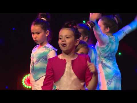 02 Анастасија Стерјева - Фантазија од бои