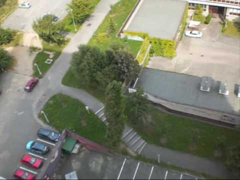 Prager Fenstersturz mal anders, GRANADA (LA BOMBA) Rhea Fortuna