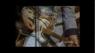 Waylon Jennings    "Freedom To Stay"