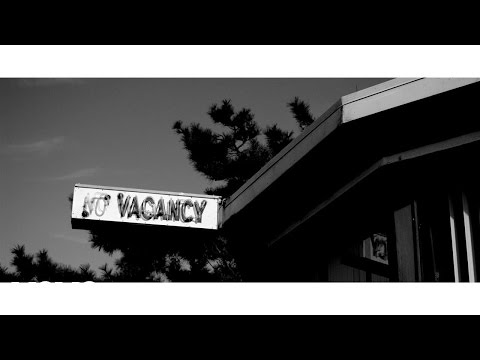 No Vacancy (Latin American Spanish Language Version/Lyric Video)