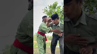 Download lagu Syah Hasan Sule becomes a student of Mbah Walijo #asad #pbasad #pencaksilat mp3 Download lagu Syah Hasan Sule becomes a student of Mbah Walijo #asad #pbasad #pencaksilat mp3