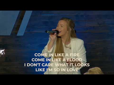 When I Lock Eyes With You - Maverick City Music and UPPERROOM song sung by Chris and Callie Coryell