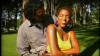 Trizonna McClendon - Sunshine and Lemonade (Music Video)