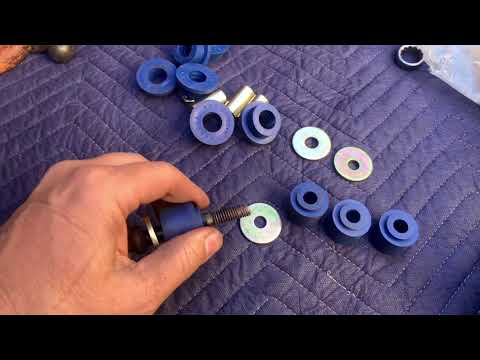 Replacing rear sway bar end link bushings on 1991 Ford Bronco (88-91 Bronco, F150). Moog Bushing kit