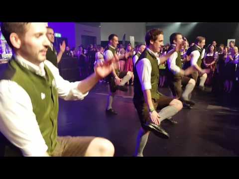 Fidele Jungsteirer Fürstenfeld beim Bauernbundball in Graz