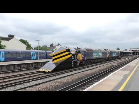 (HD) DRS 57002 & 57003 take the Tonbridge snowploughs for a test run - 12/6/19