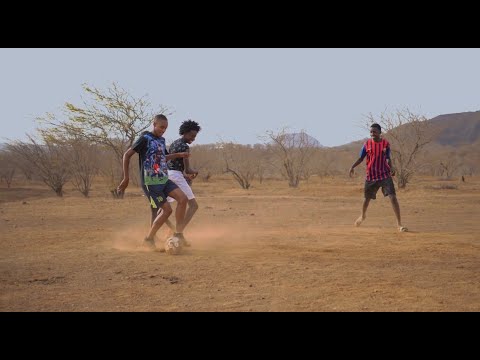 Loose Jr - Na meio de nada (Official Video)