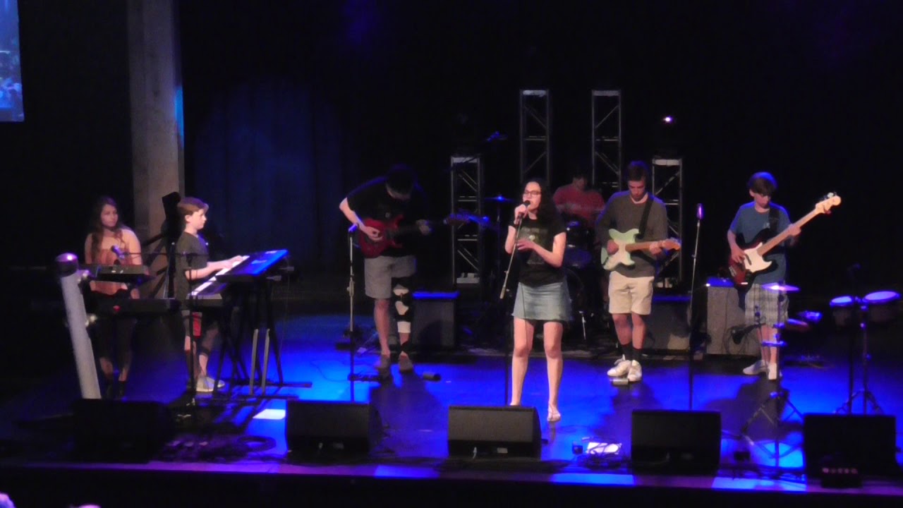 Promotional video thumbnail 1 for Layla Solomon