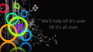 Allie Moss - Corner with lyrics