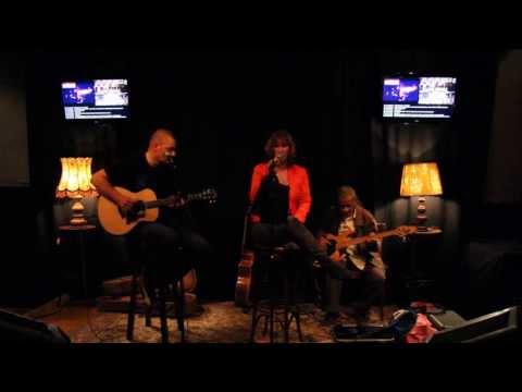 Kathy Bloom - Landslide ( Fleetwood Mac / Dixie Chicks )