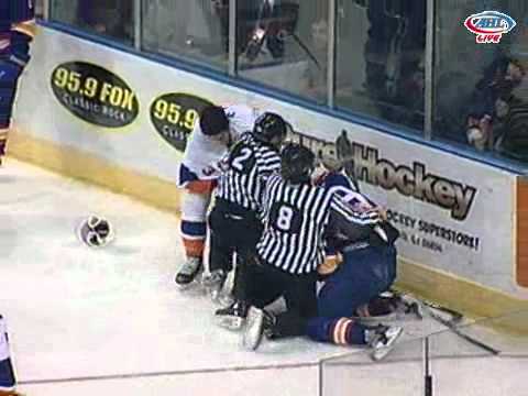 Blair Jones vs Travis Hamonic