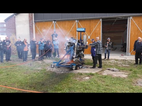 9-Zylinder-Motorstart am 15.10.2022