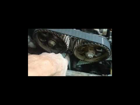 changement courroie de distribution et référence plaquette avant Mégane 2 2008 dci 1.5