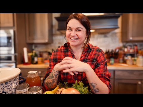 White Bean Chicken Chili (Easy Crockpot Dinner)