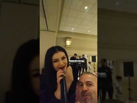 Eli Fara Live ne Detroit Shqiptari emocjonohet dhe ngaterohet nga Dashuria per Kengetaren