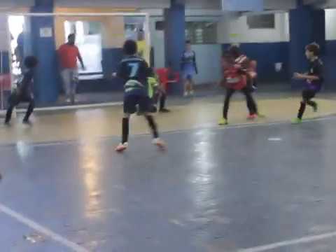 GOL DO VICENTE SÁ: UNIÃO CARIOCA 7 X 6 FLA VALQUEIRE( SUB 10 )