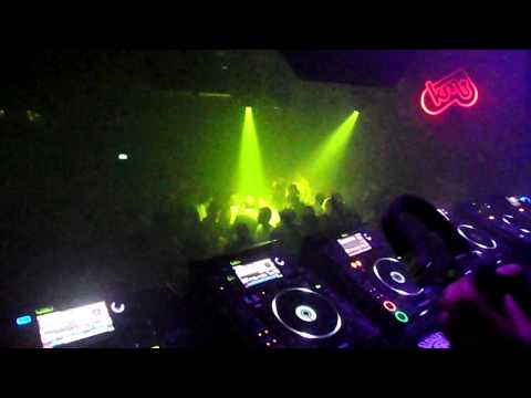 Chris Lake playing a brand new remix from Marco Lys﻿ at Ministry of Sound London...