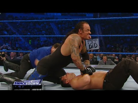 The Undertaker vs Mark Henry & Matt Striker — Handicap Match: WWE SmackDown January 11, 2008 HD