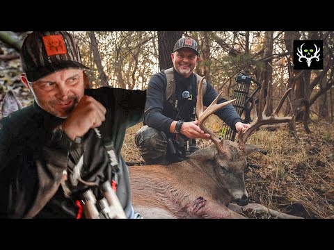 Goodness He's BIG! 1st Day HEART SHOT 🦌