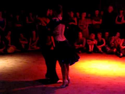  Sebastian Arce  and  Mariana Montes  are  dancing  to  the  milonga  "  Con Flauta y Guitarra  "