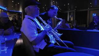 SBC XX3 Piano Bar:  Lari White,  a jazzy number I don't know the name of!