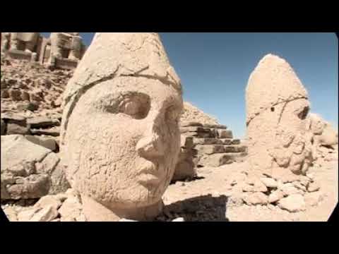 هاشور مرجع سینمای مستند ایران - "مهر و مسیح" مستندی از "محمد مقدم"