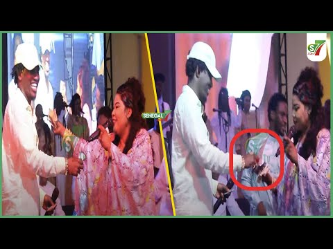 Duo inédit & Battré Sensationnel: Wally Seck arrose la diva Fatou Gueweul Diouf de billets