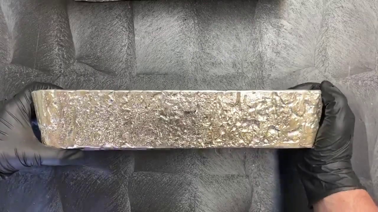 Silver bars anyone? Over 20 Kilo Silver Bars 🤑 Bullion Exchanges