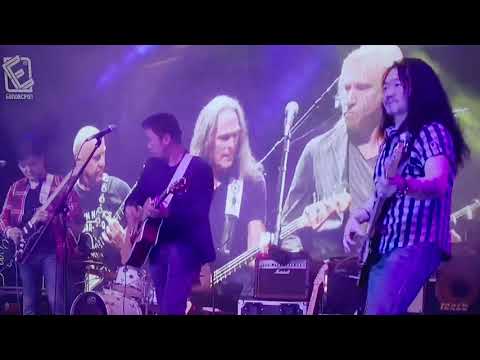 Shar airag band- Eagles tribute concert- Hotel California solo- Guitarist Atka and Buyanaa