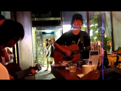 河仁傑 - Nobody Knows It But Me Cover (Live @ 多麼鬆餅店).avi video thumbnail